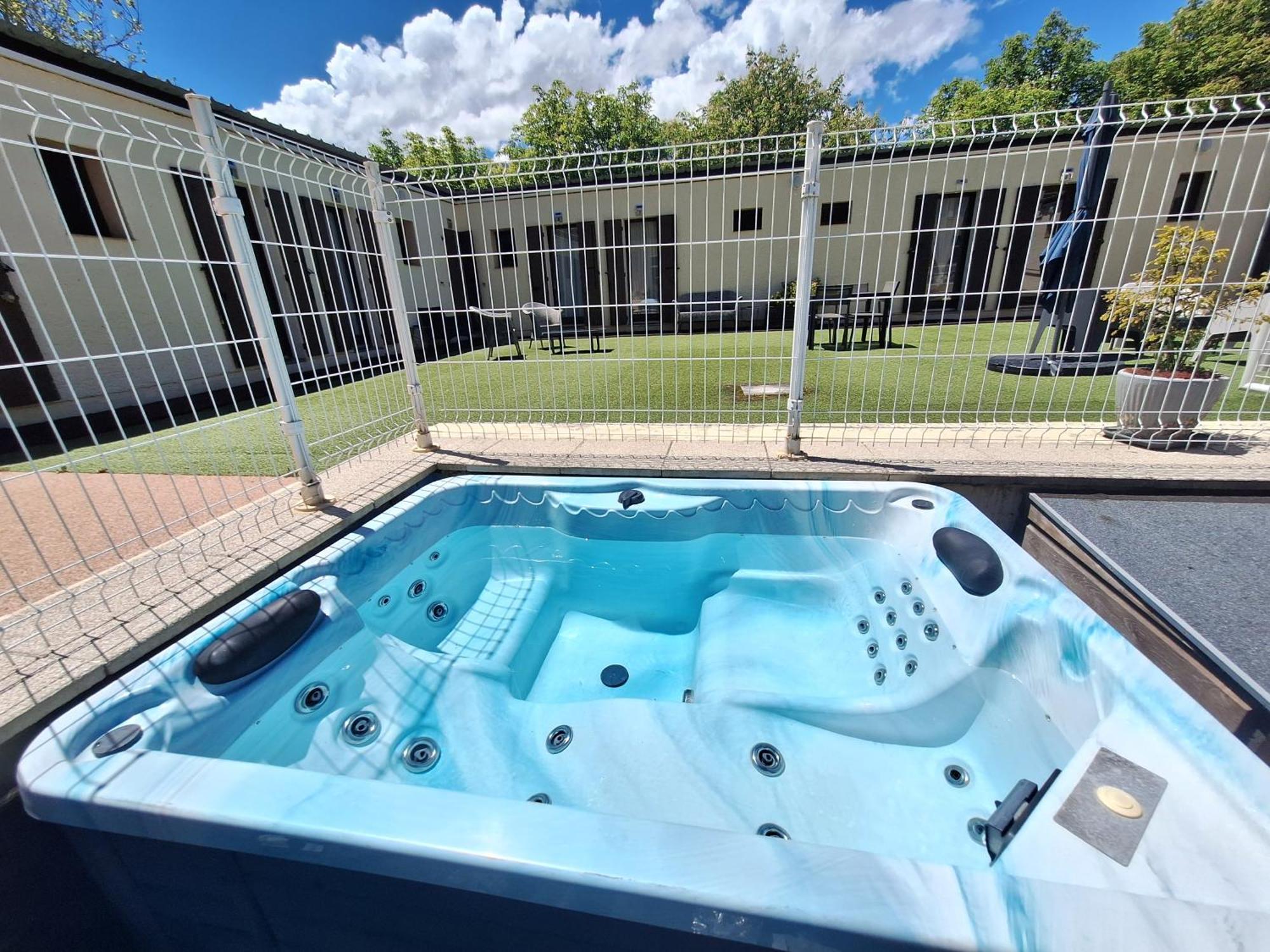 Hotel Le Connetable Saint-Bonnet-en-Champsaur Luaran gambar