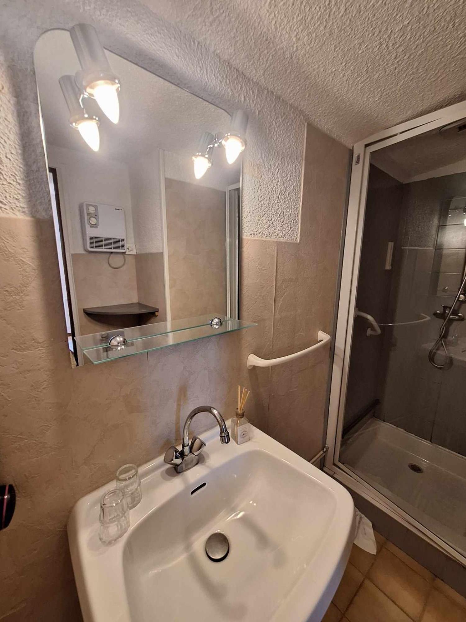 Hotel Le Connetable Saint-Bonnet-en-Champsaur Luaran gambar