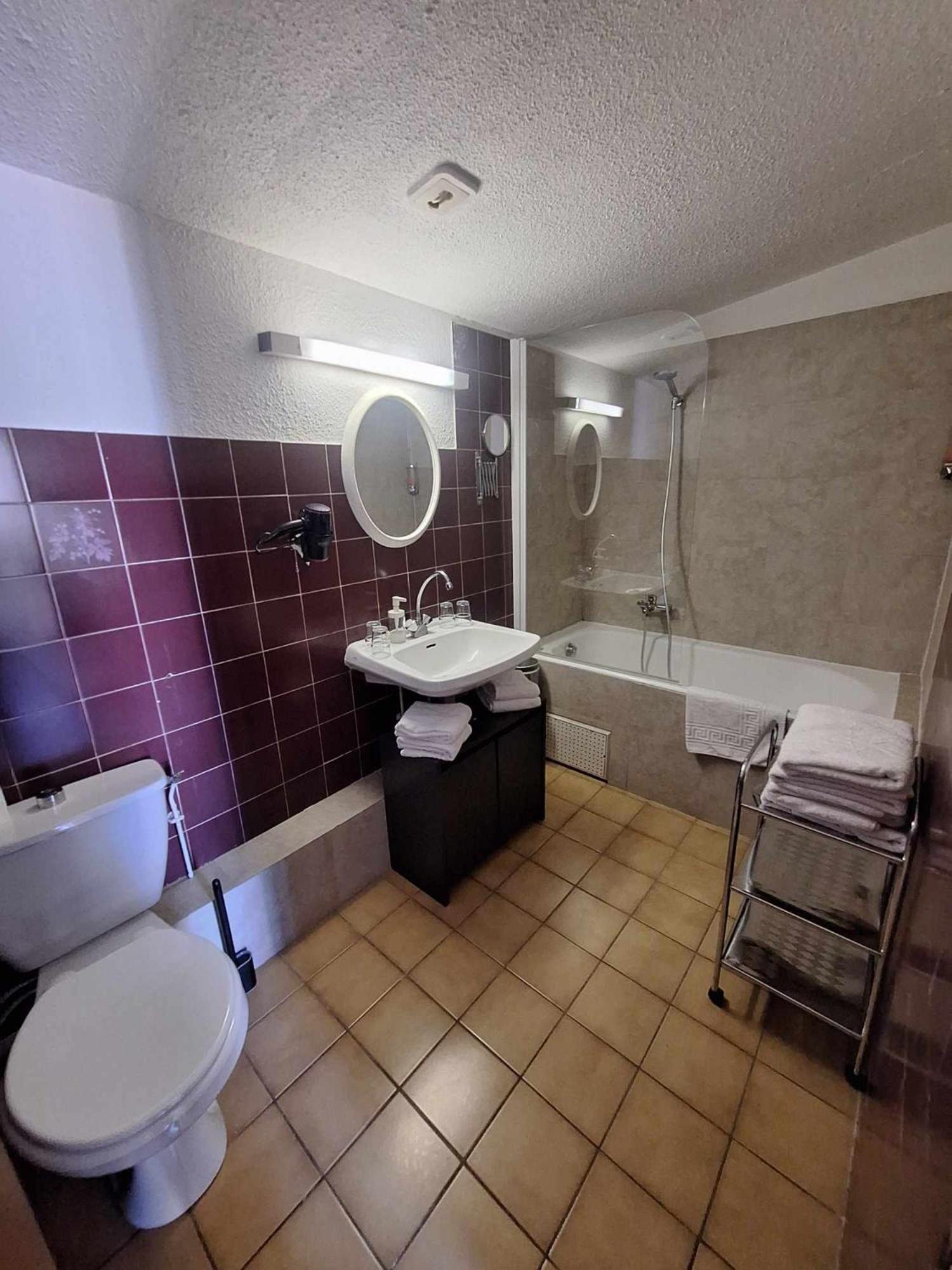 Hotel Le Connetable Saint-Bonnet-en-Champsaur Luaran gambar
