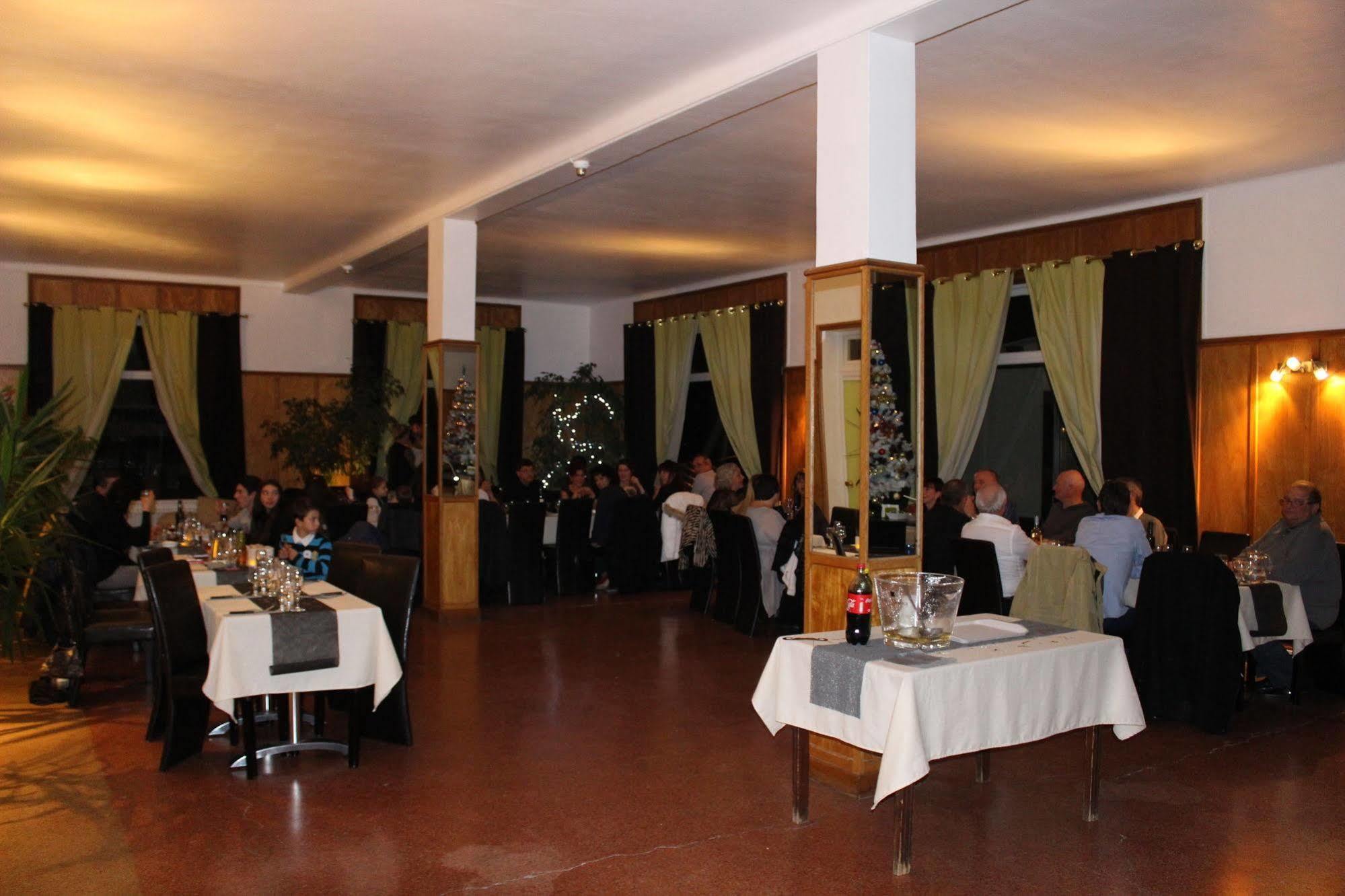 Hotel Le Connetable Saint-Bonnet-en-Champsaur Luaran gambar