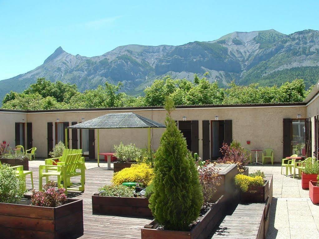 Hotel Le Connetable Saint-Bonnet-en-Champsaur Luaran gambar